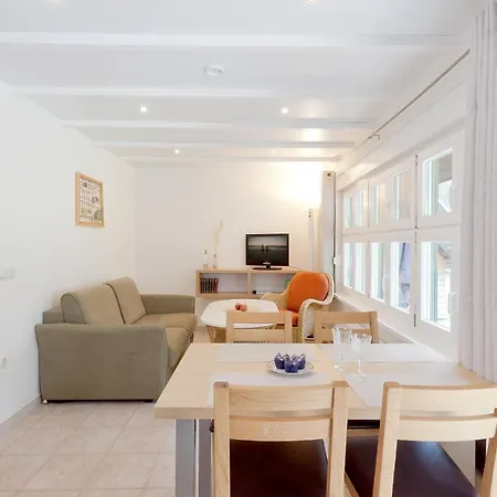 Wolters Apartment *